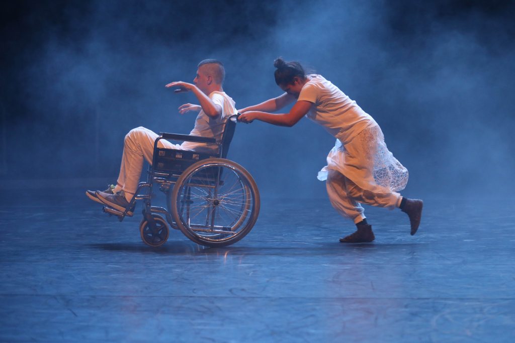 Foto CREACIÓ VERTEBRA DANSA_1