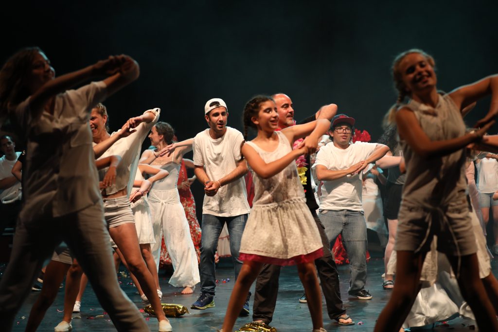 Foto CREACIÓ VERTEBRA DANSA_2